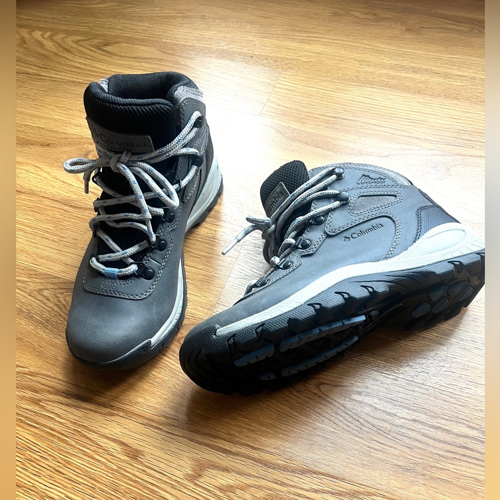 Columbia Women's Newton Ridge Plus Waterproof Hiking Boots 8 39 Gray Quarry - Picture 4 of 5